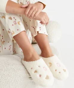 Sussan Slippers><noscript><img data-lazyloaded=