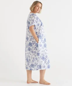 Sussan Dressing Gowns><noscript><img data-lazyloaded=