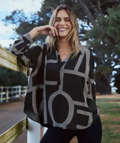 Sussan Tops|Shirts & Blouses><noscript><img data-lazyloaded=