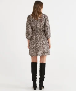 Sussan Dresses><noscript><img data-lazyloaded=