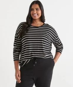 Sussan Tops|T-Shirts><noscript><img data-lazyloaded=