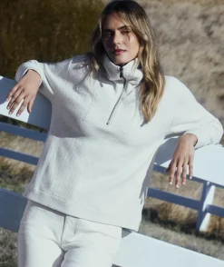 Sussan Tops|Loungewear><noscript><img data-lazyloaded=