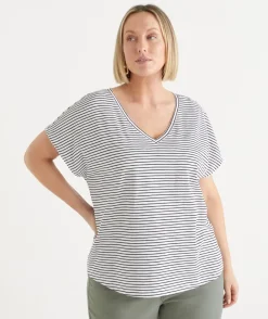 Sussan Tops|T-Shirts><noscript><img data-lazyloaded=