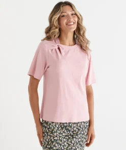 Sussan Tops|T-Shirts><noscript><img data-lazyloaded=